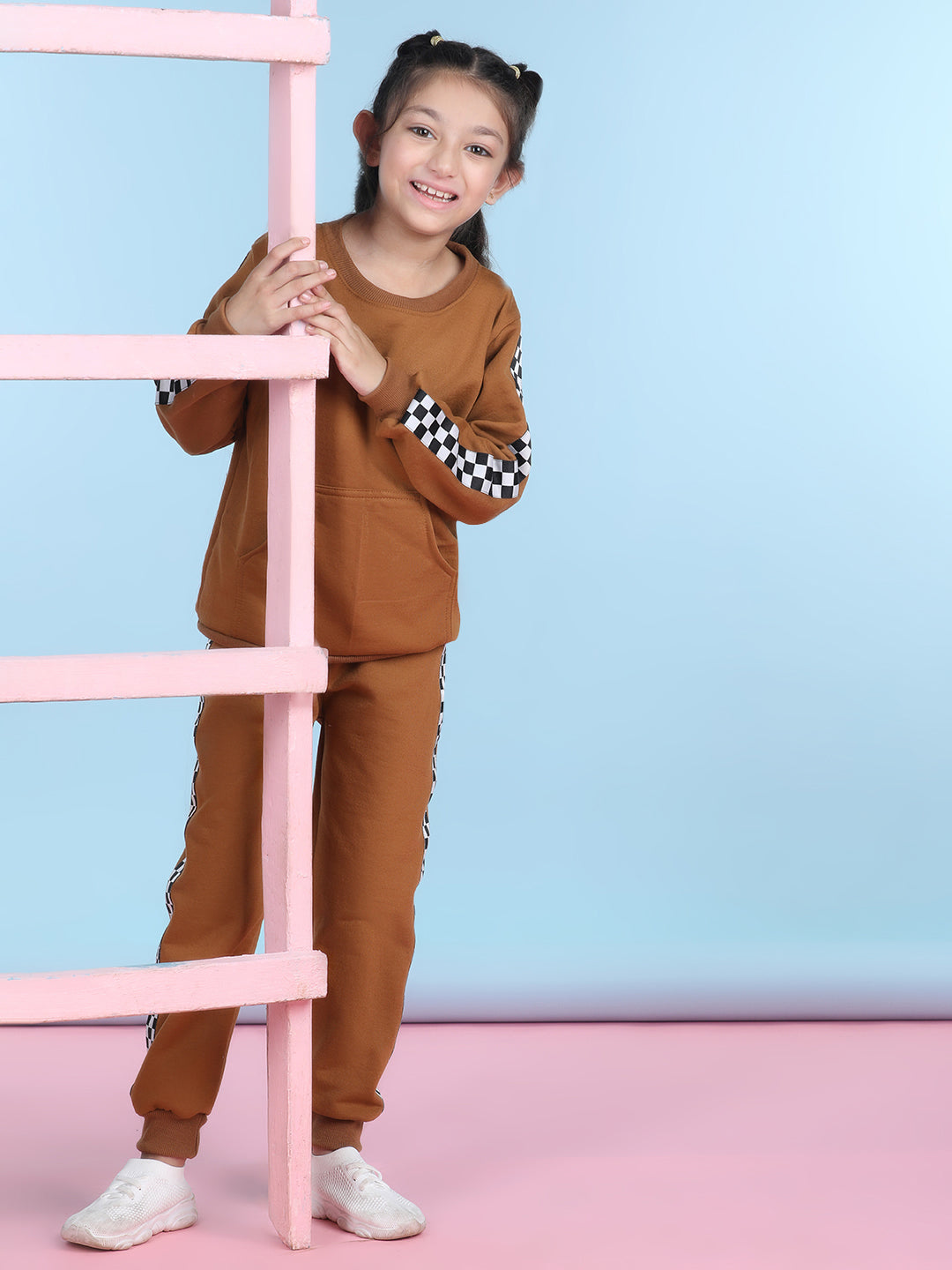 Cutiekins Girls Brown & White Sweatshirt With Trackpant