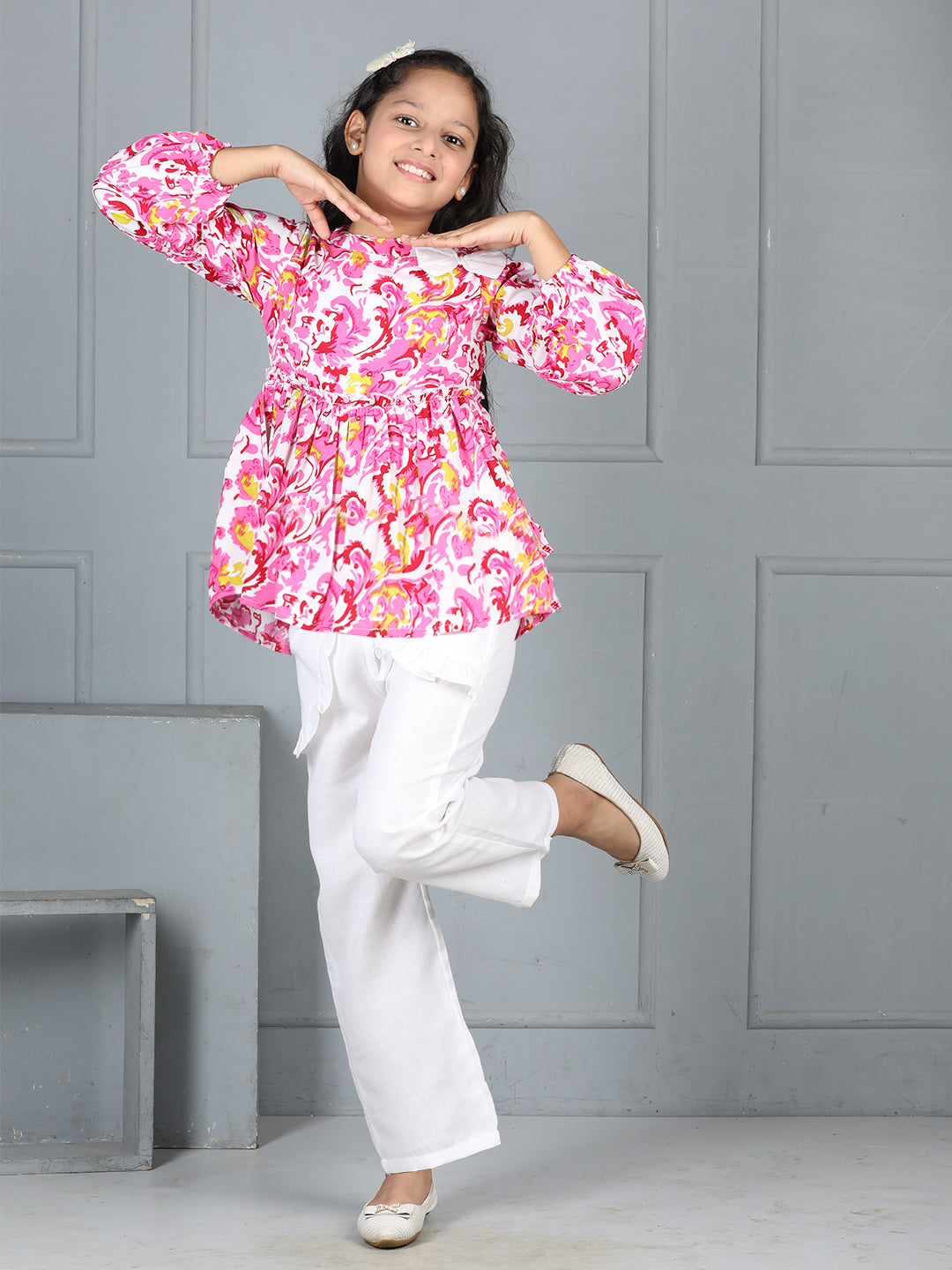 Cutiekins Girls Floral Printed Top With Solid Trouser -Off White & Pink