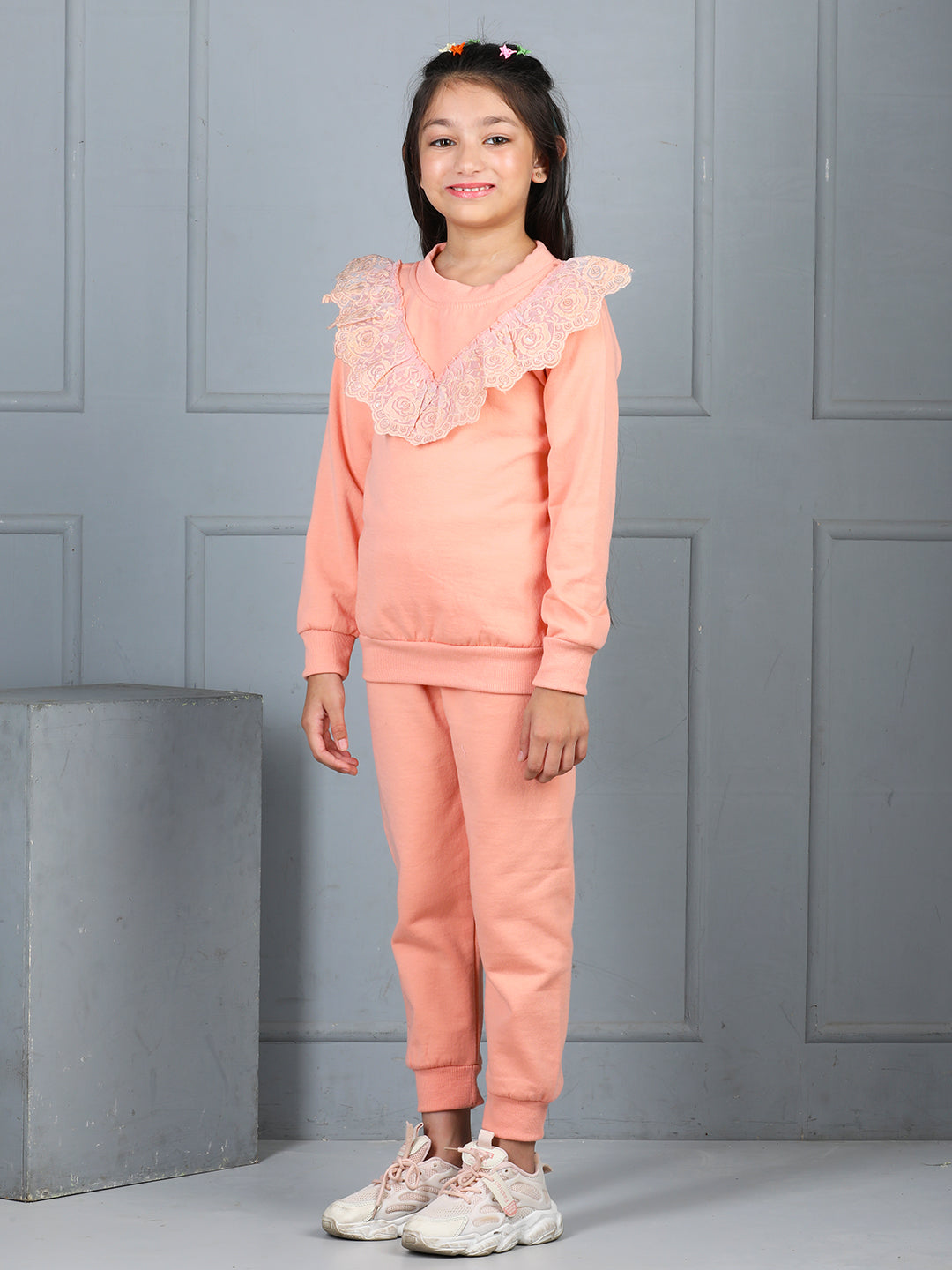 Cutiekins Girls Solid Embellished Cozy Fleece Tracksuit -Peach