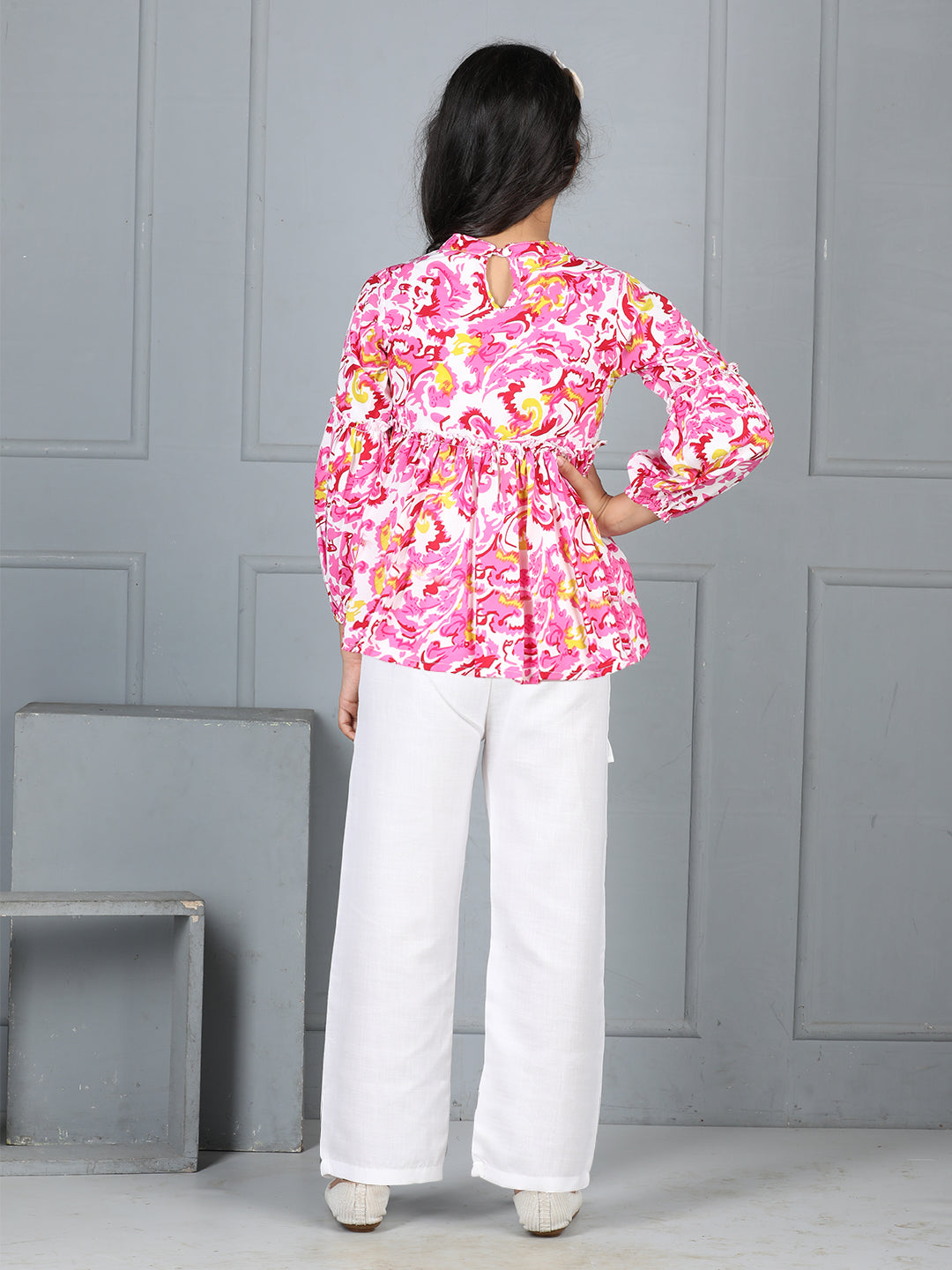 Cutiekins Girls Floral Printed Top With Solid Trouser -Off White & Pink