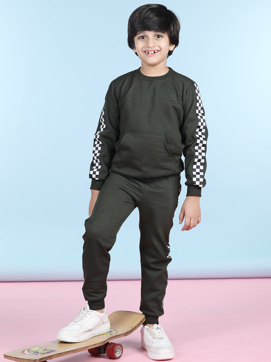 Cutiekins Boys Mehendi Green & White Sweatshirt With Trackpant