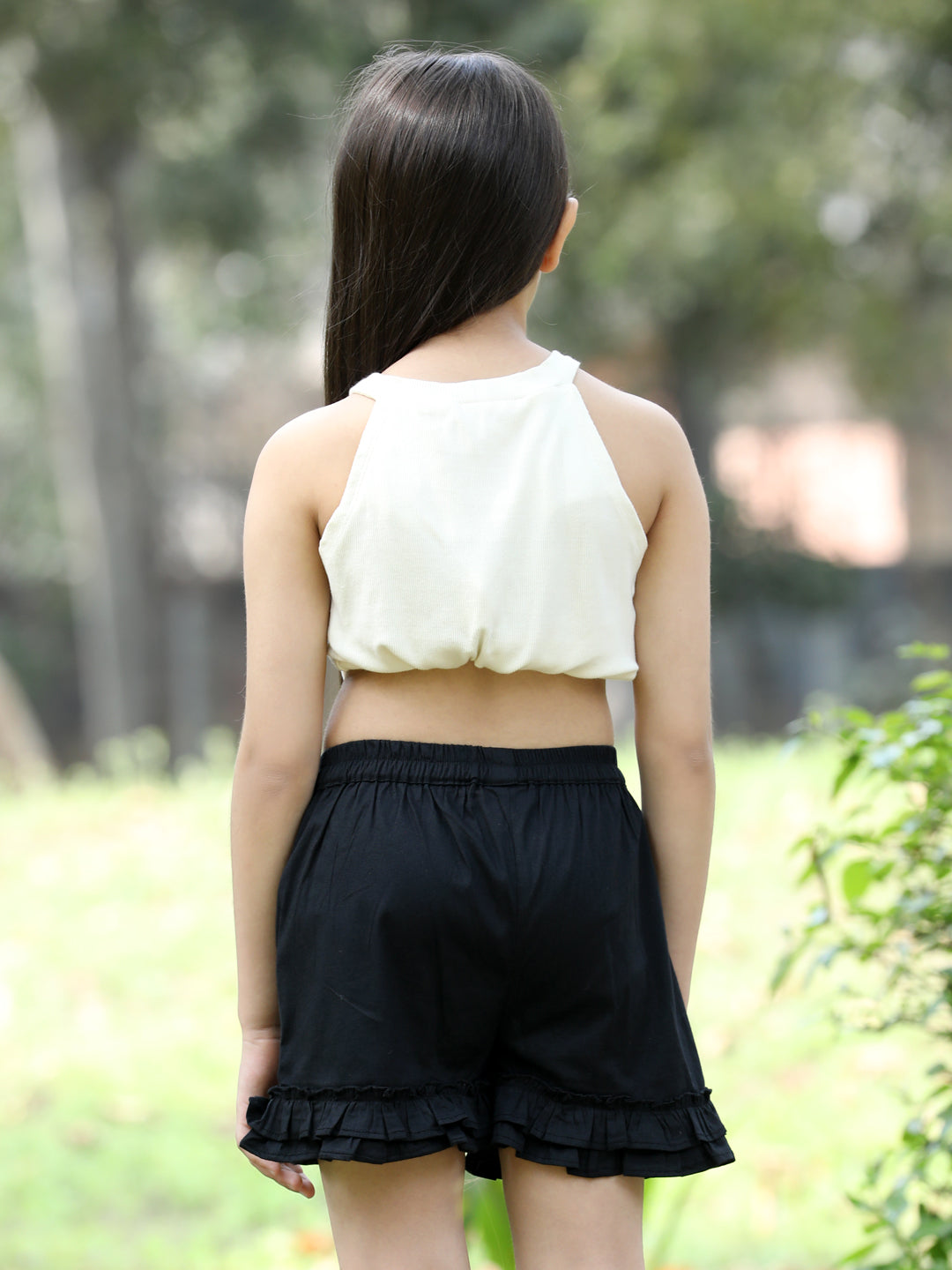 Cutiekins Solid Frilled Shorts -Black