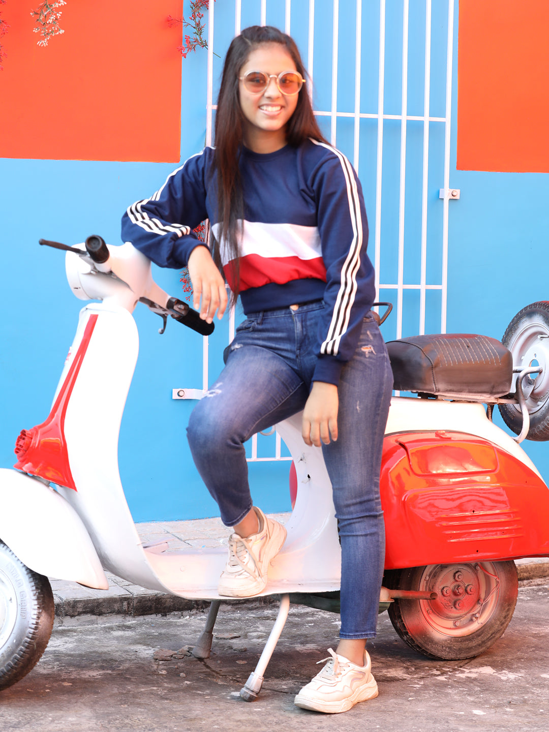 Cutiekins Colourblocked Round Neck Crop Sweatshirt-Navy Blue & White