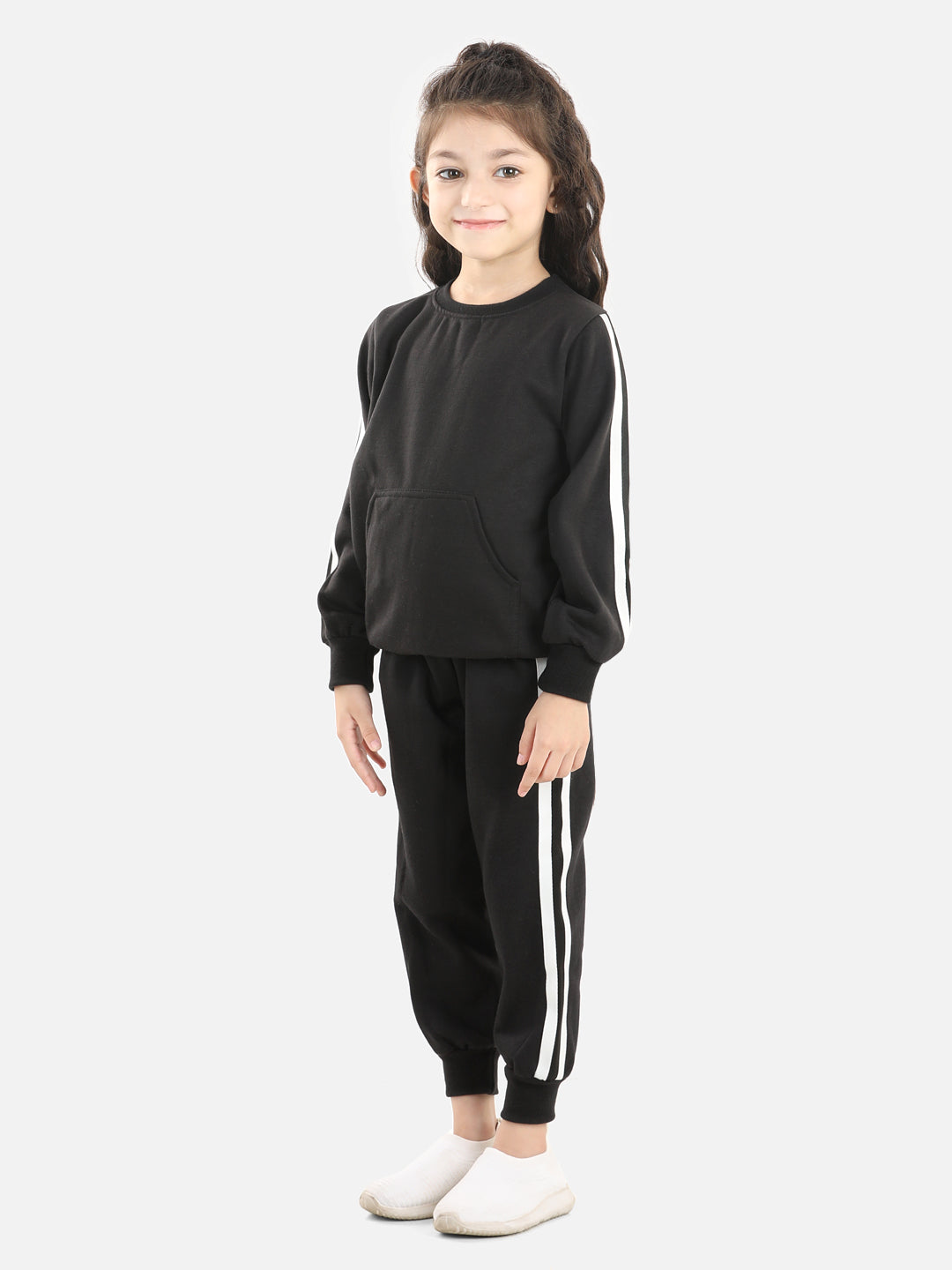 Cutiekins Girls Black Sweatshirt With Trackpant