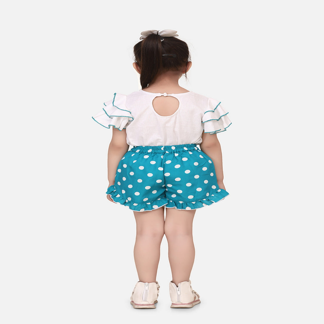 Cutiekins Girls Casual Top & Shorts Set  (White & Blue)